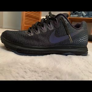 Nike Women’s Zoom All out low running shoe